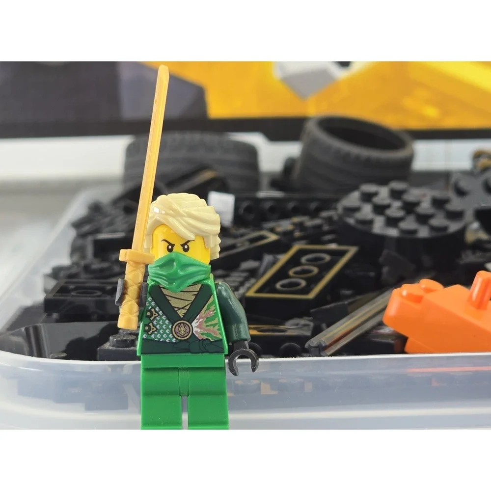 LEGO NINJAGO: Nindroid Mech Dragon‎ (70725) - 100% Complete W/box & Manuals